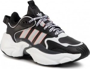 adidas Běžecké / Krosové boty Magmur Runner W Černá