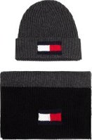 Sada čepice a šál TOMMY HILFIGER Big Flag Scarf & Beanie AM0AM05183 Šedá